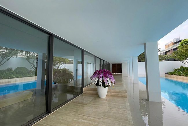 Sự tinh xảo trong từng chi tiết hoàn thiện làm nên giá trị của cửa nhôm Romadio.