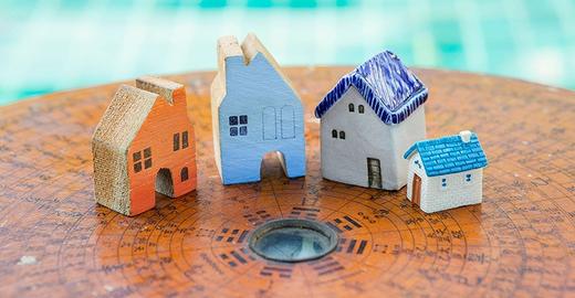 Việc xem xét các tuổi kỵ xây nhà là một nét văn hóa quan trọng của người Việt.